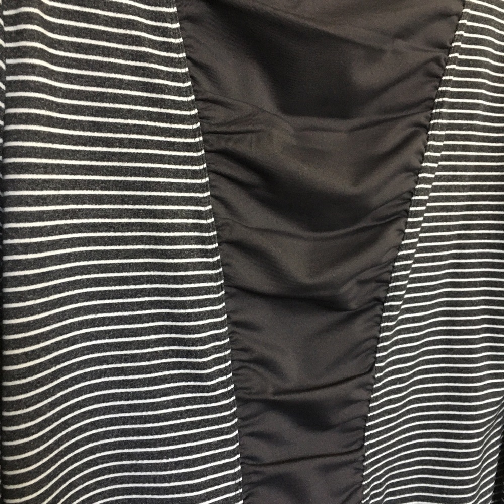Ideology Active Jacket - Picture 5 of 6